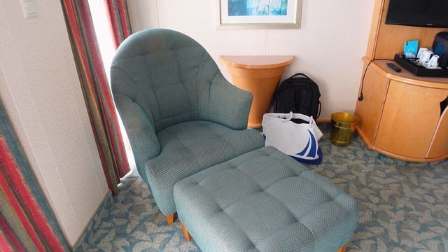 Junior Suite 9326 Room Tour on Liberty of the Seas | Royal Caribbean смотреть онлайн