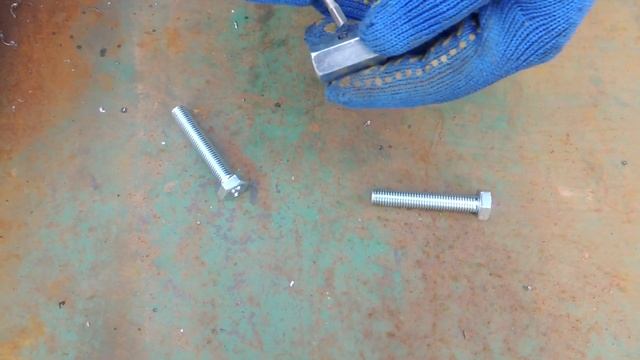 Метчикодержатель своими руками за минуты! Простая полезная самоделка! смотреть онлайн