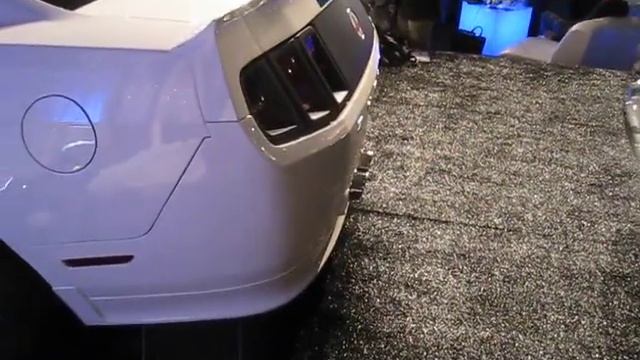 2011 Ford GT350 Sound at Barrett Jackson Release смотреть онлайн