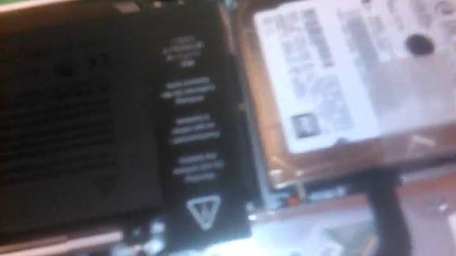 How To Replace a Hard Drive on a MacBook Pro A1278 смотреть онлайн
