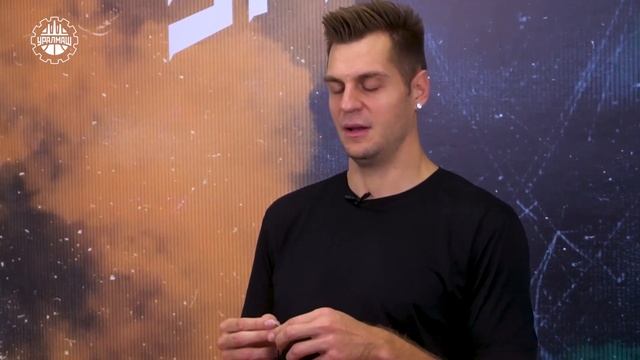 10 вещей без которых не может жить Максим Кривошеев смотреть онлайн