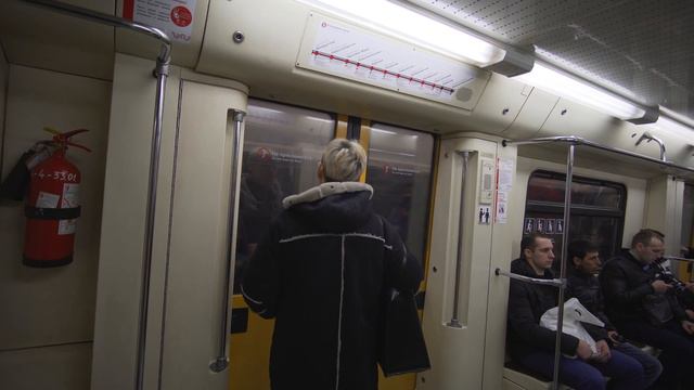 Russia, Moscow, Metro ride from Октя́брьская to Парк культу́ры смотреть онлайн