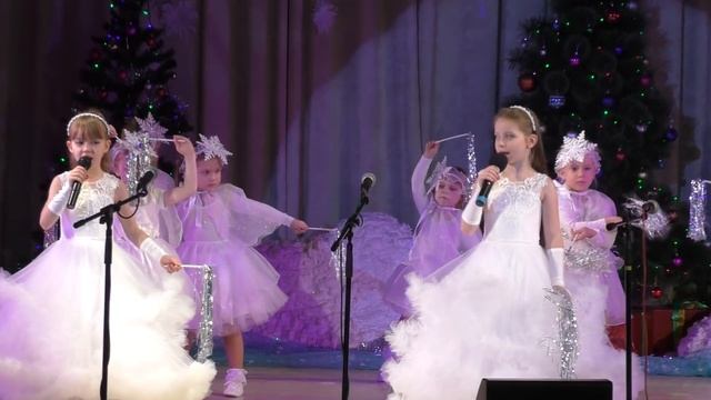 Приключения Снегурочки и её друзей смотреть онлайн