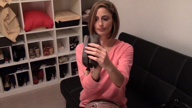 Comparison Review | LV Alma bb vs. Rebecca Minkoff смотреть онлайн