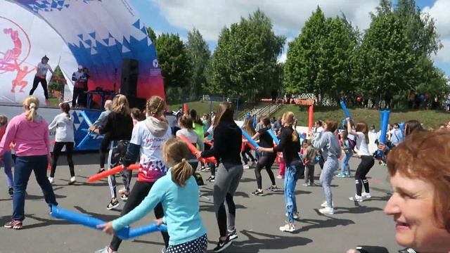 Музыкальная разминка фестиваля Все на спорт в Губкине смотреть онлайн