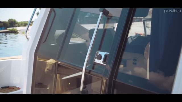 ЗнакомЬтесь NORTHSILVER 655 Eagle Cabin. Первый взгляд на лодку. Холодильник ? Обзор лодки смотреть онлайн