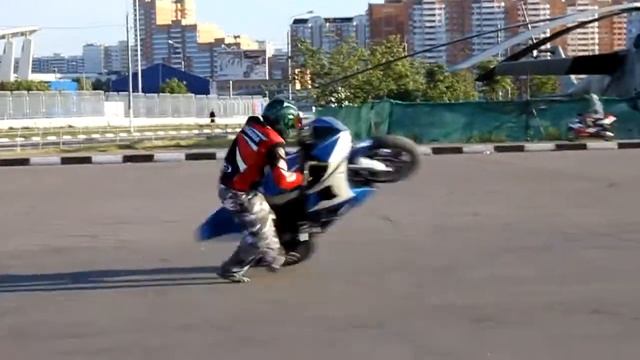 Прикол №12 (Самоходный мотоцикл) смотреть онлайн