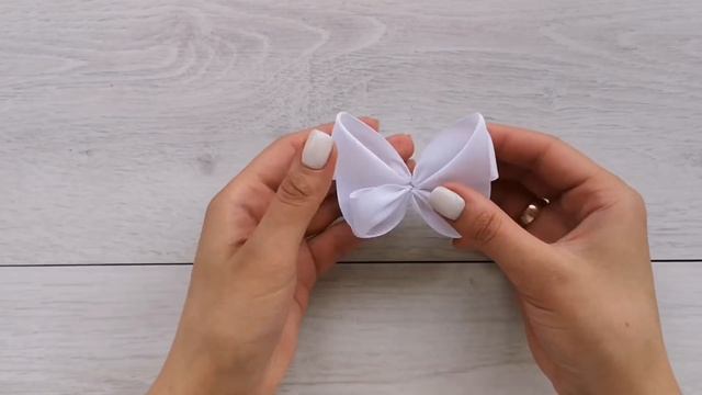 Бантики - Бабочки из Репсовых лент. Они Идеальны для Школы. DIY Канзаши смотреть онлайн