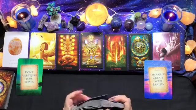 Pick a Card ? Tarot ? Yes or No смотреть онлайн