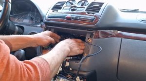 КАК снять ЗАМОК ЗАЖИГАНИЯ Mersedes Vito 639 W639