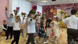 Самая лучшая мама Земли. Подготовительная группа. Танец на 8 марта.