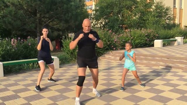 БОЕВОЙ ФИТНЕС табата 1 #боевойфитнес#табата#фитбокс#жиротоп смотреть онлайн