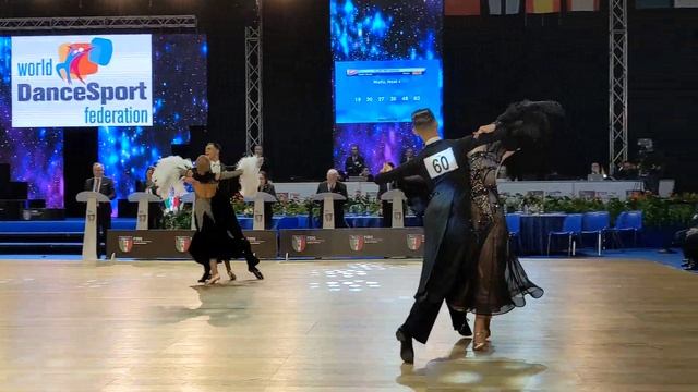 World Championship Standard 2022 Waltz | Quarter-Final Round смотреть онлайн