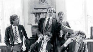 Монти Пайтон: Летающий цирк - 3 сезон 1 серия / Monty Python′s Flyin