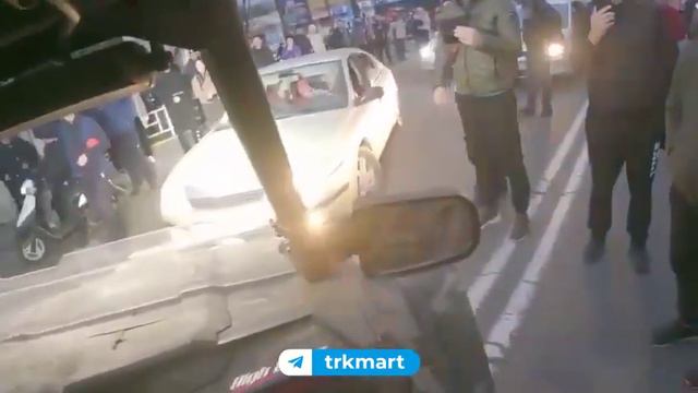 Херсон. Местные "ждуны" встречают освободителей 11.11.2022 смотреть онлайн