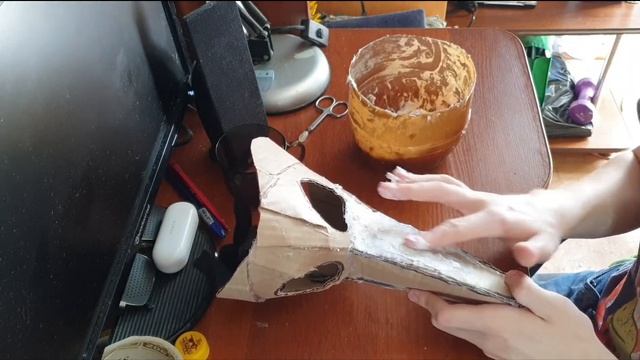КАК СДЕЛАТЬ МАСКУ ЧУМНОГО ДОКТОРА (ЧАСТЬ 2) УКРЕПЛЕНИЕ + ЛИНЗЫ. смотреть онлайн
