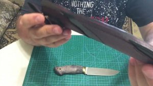 Стильный чехол-ножны для стильного ножа . Рукоять карельская береза , лезвие сталь 95х18 кованая .