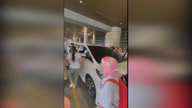 Димаш! Аэропорт Малайзия! Это Волшебно! Браво!Dimash! Malaysia Airport! It's Magical! Bravo!