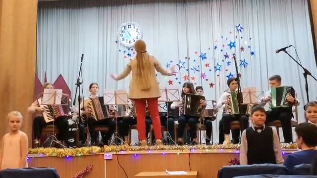 С.Бредис "Переменка". Баянный оркестр "Улыбка". Детский оркестр смотреть онлайн