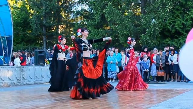 Выступление клуба "Ялан". г. Рыбница. 11 мая 2014 смотреть онлайн