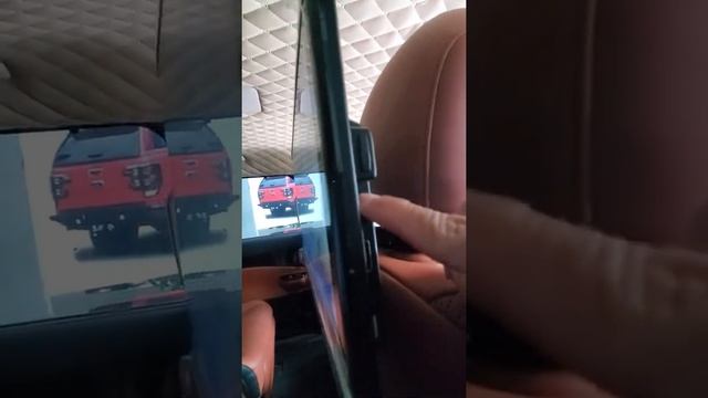 Màn hình android giải trí cho người ngồi hàng ghế thứ 2 trong xe Kia Carnival 2022 смотреть онлайн