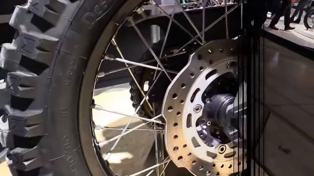 2017 Honda Africa Twin Rally Pro Premium Rare Features Edition First Impression Walkaround HD смотреть онлайн