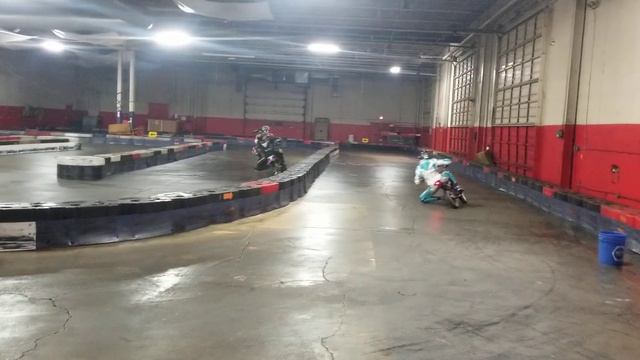 honda crf50 at the gocart track (108 stroker) смотреть онлайн