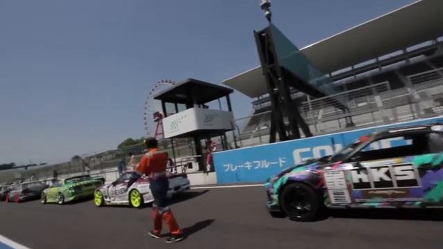 Sights and Sounds of D1GP Звуки машин на Д1 смотреть онлайн