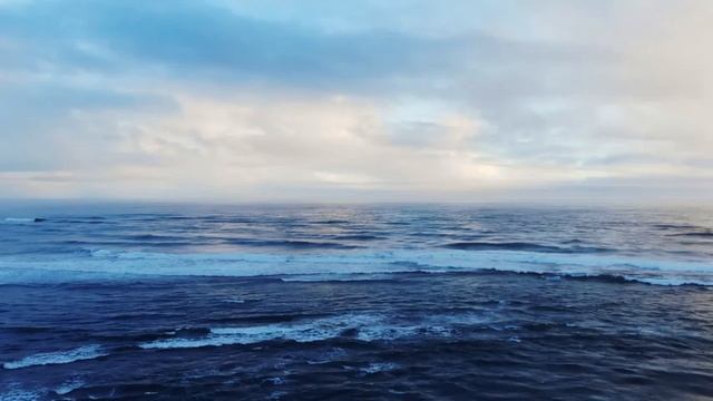 Жизнь это как волны в море Одна несёт вверх другая вниз смотреть онлайн