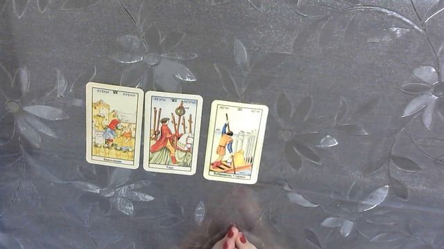 Обучение Таро: Шестерка чаш, Шестерка жезлов, Шестерка мечей, Шестерка пентаклей