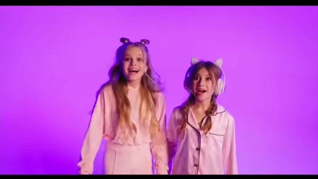 Милана Хаметова & Milana Star - ЛП (Перезалив клипа 2023) смотреть онлайн