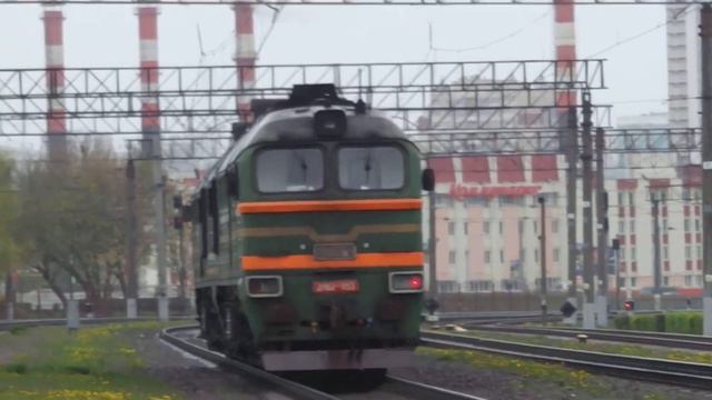 Тепловоз 2М62 - 1153 на станции 