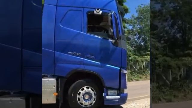 Volvo Globetrotter Fh 540 azul no Graneleiro смотреть онлайн