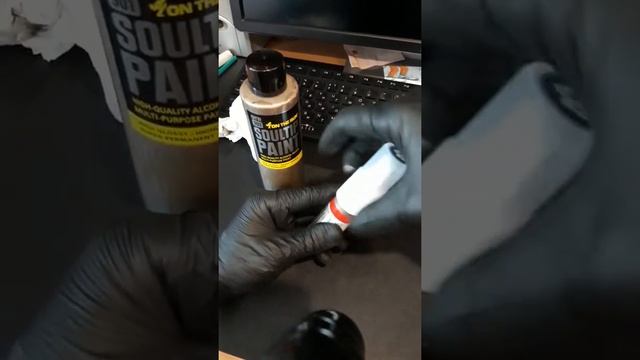 Заправка маркера Molotow 411EM | заправкой On The Run 901 Soultip 210мл (Хром-Золото) смотреть онлайн