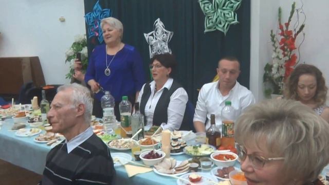 ПЕСНЯ ДЛЯ ВАЛИ НА ЮБИЛЕЙ ОТ АНСАМЛЯ ЗЕМЛЯКИ смотреть онлайн