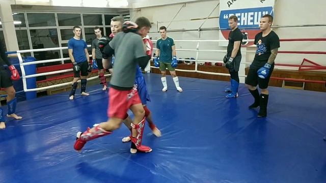 Скрутки, развитие на удар коленом, лоу-кик. смотреть онлайн