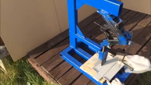 Самодельный пресс для просечки жалюзи (louver Homemade Press Diy)