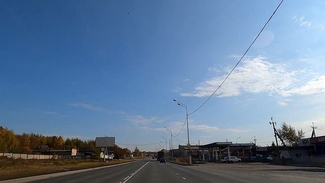 ЕДУТ по полю ГЕРОИ смотреть онлайн
