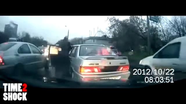 Драки ' водителей' на дорогах! Жми! смотреть онлайн