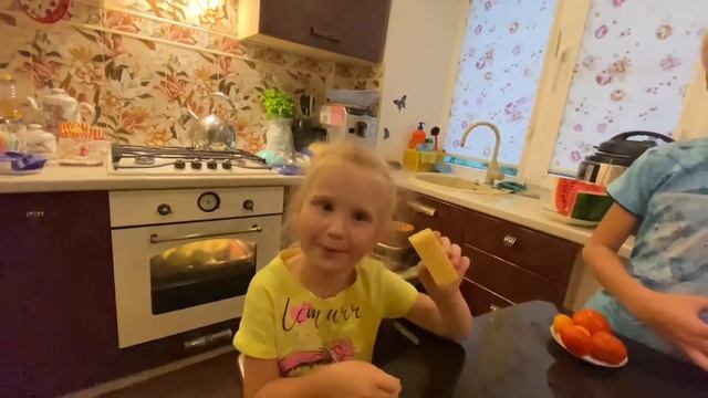 Готовим - ЛОДОЧКИ С МЯСОМ ИЗ КАБАЧКОВ, быстро и вкусно… смотреть онлайн