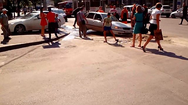 Спасение утопающих - дело рук самих утопающих! смотреть онлайн