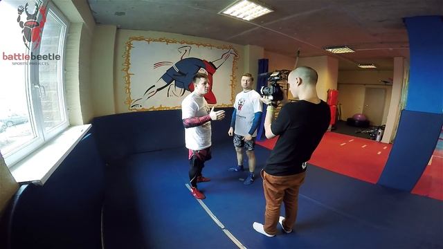 BATTLE BEETLE TUTORIAL # 7 - COMBAT SAMBO FOR MMA. FOOT SWEEP FROM THAI CLINCH. смотреть онлайн