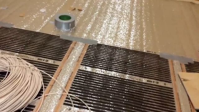Установка тёплого пола под ламинат! ПОЛНАЯ ВИДЕО ИНСТРУКЦИЯ! ТЁПЛЫЙ ПОЛ ПО УМУ! смотреть онлайн
