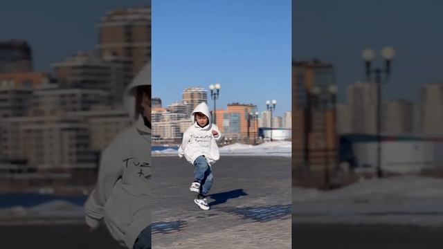 ?Шафл танец перед людьми?Shuffle смотреть онлайн