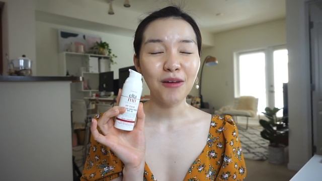 [SUMMER SKINCARE] CHĂM SÓC DA MÙA HÈ & CÁCH DẶM LẠI KEM CHỐNG NẮNG | Tinasbeautytips смотреть онлайн