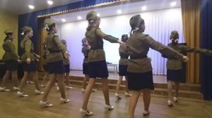Танец «Небесные ласточки» на песню «Пора в путь дорогу».