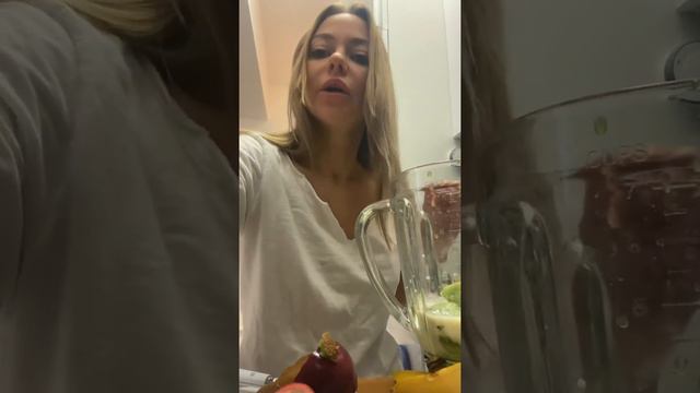 Веганский смузи, полюбят все его вкус 🥰 смотреть онлайн
