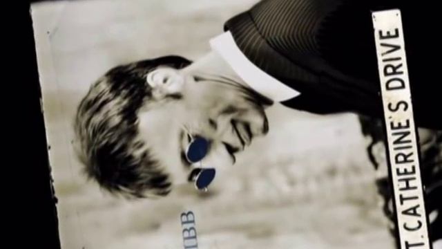 Robin Gibb - Broken Wings (audio) смотреть онлайн