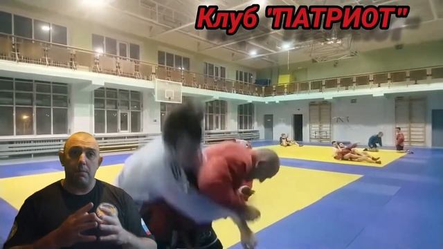 Встраивание навыка в боевом самбо и ММА смотреть онлайн