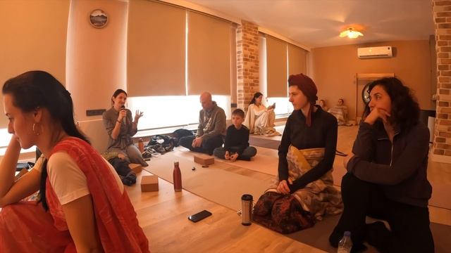 Мантра-йога - Вопросы-ответы - Ананда Нимай дас (Анталия, 05 февраля 2023 г.) смотреть онлайн